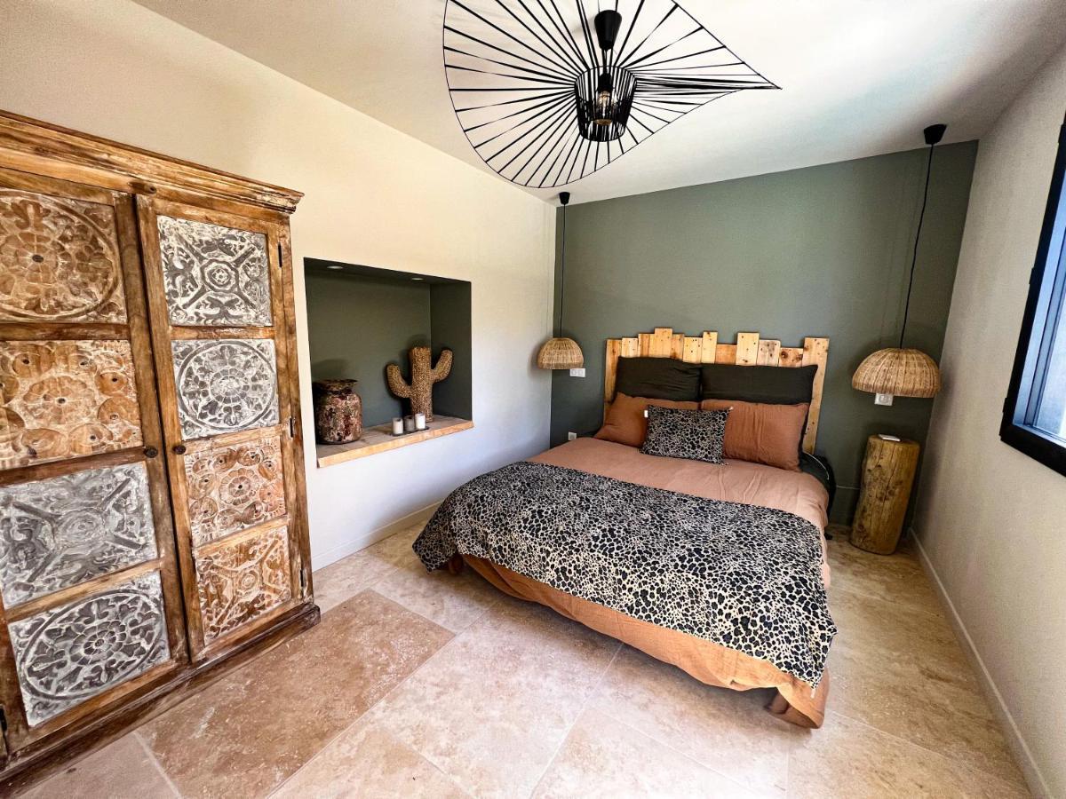 Villa De La K Ventabren Luaran gambar